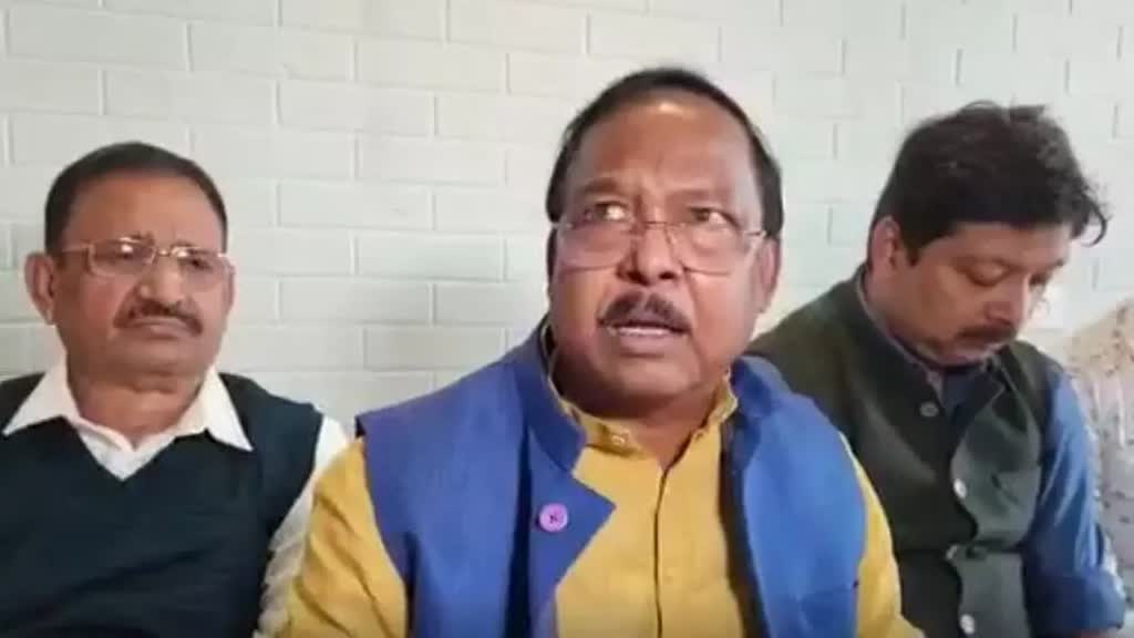 CG NEWS : कांग्रेस–बीजेपी में राम का मुद्दा गरमाने पर रामविचार नेताम कसा तंज, कहा - जो प्रभु राम की आलोचना कर रहे हैं। उनका अस्तित्व समाप्त......