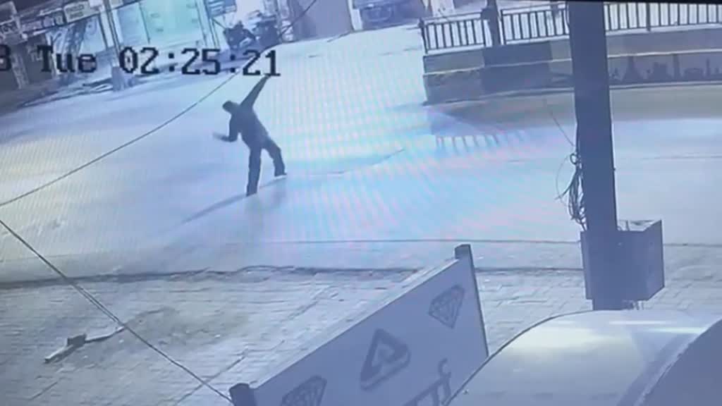 CG NEWS :  राजधानी मोवा इलाके के ज्वेलरी शॉप में हुई ,लाखो के जेवर की चोरी..