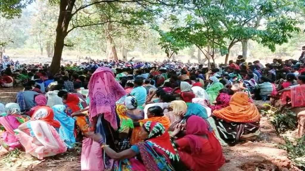 CG NEWS :  अबूझमाड़ के 55 गांव के ग्रामीणों का धरना। मांगे मानों सरकार या चुनाव बहिष्कार.....