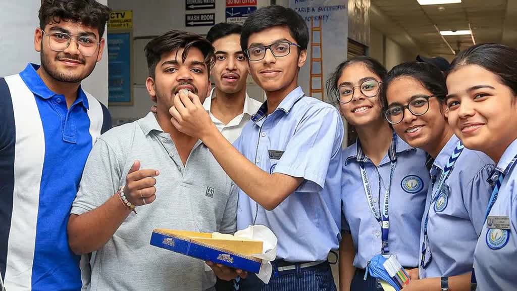 ISC 12 RESULT: ICSE 10वीं और ISC 12वीं बोर्ड का रिजल्ट जारी, ऐसे करें चेक