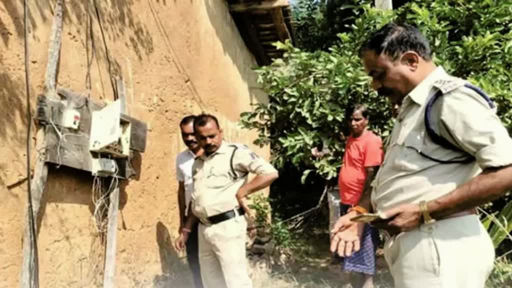 CG NEWS : टेमरी गांव में  पूर्व उप उपसरपंच के घर को उड़ाने की कोशिश | घर के बाहर जबरदस्त विस्फोट...