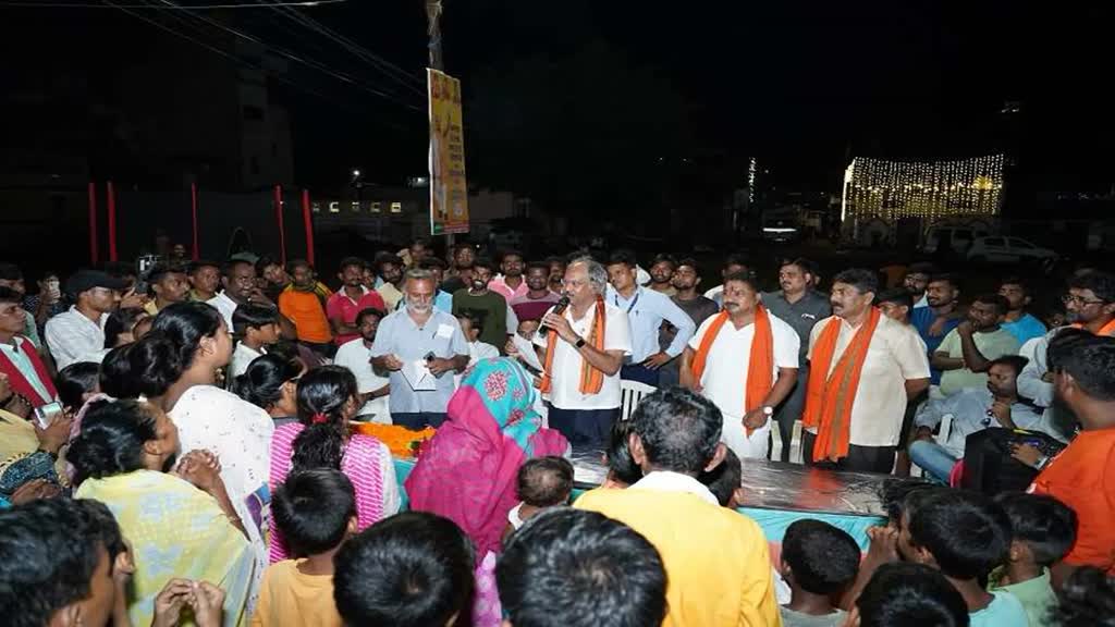 CG NEWS :   Raipur में बृजमोहन अग्रवाल पर 'जानलेवा' हमला,  कोतवाली थाने में बीजेपी ने  किया जमकर हंगामा...