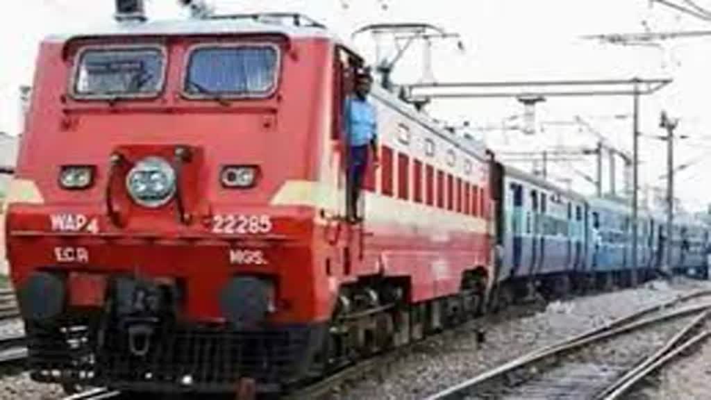 CG NEWS : यात्रियों के लिए काम की खबर SECR के 30 ट्रेन रद्द,  25 नवंबर से 4 दिसंबर तक ये 30 ट्रेनें रहेगी निरस्त....