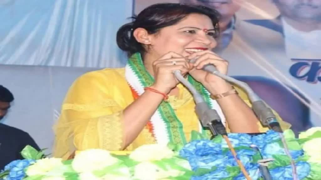 CG NEWS :  कार्यकर्ताओं का गुस्सा MLA शकुंतला साहू के खिलाफ फूट रहा, वीडियो हुआ वायरल...