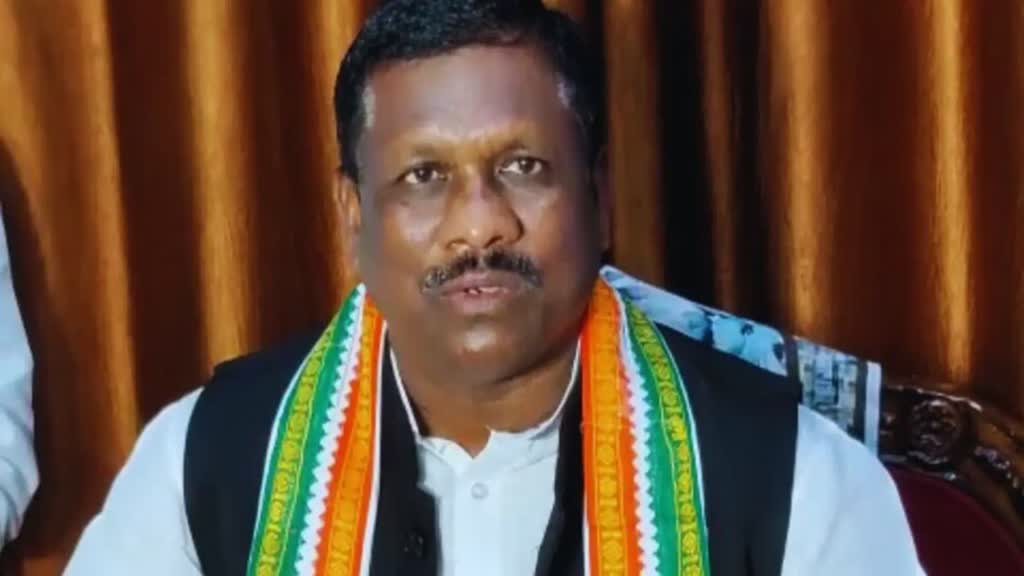 CG NEWS :  कांग्रेस के पूर्व विधायक बृहस्पत सिंह का बड़ा बयान कहा-  कांग्रेस नेताओं का घमंड सर चढ़कर बोल रहा था।