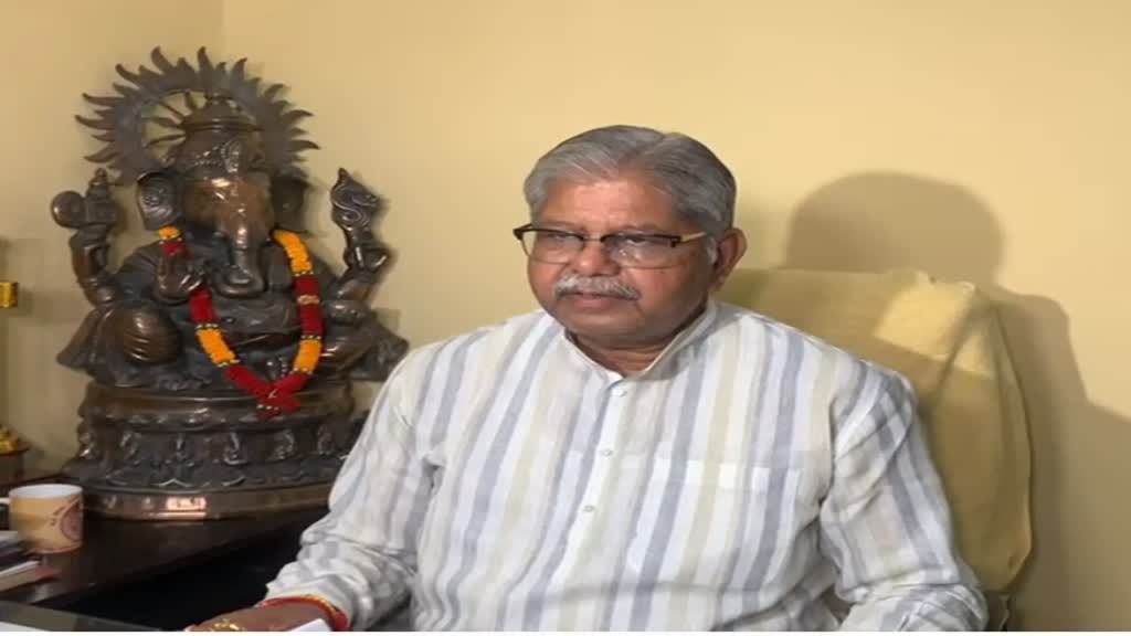 CG NEWS : पैसा किसका ये जांच होनी चाहिए, बीजेपी नेता धर्मलाल कौशिक का बड़ा बयान 