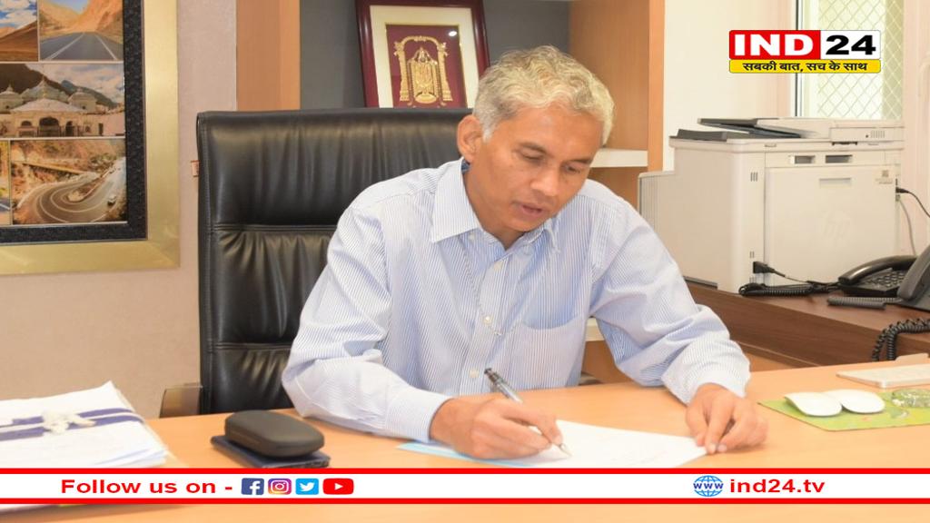 IAS अफसरों के बॉस अनुराग जैन के लिए सीधे PMO से आया फोन!