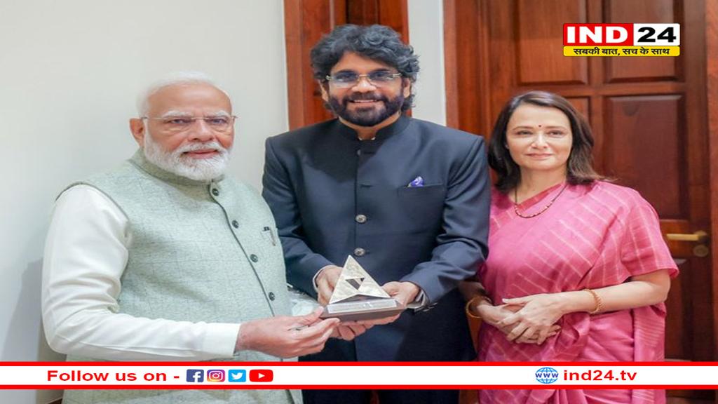 परिवार के साथ पीएम मोदी से मिले अभिनेता नागार्जुन, अक्किनेनी नागेश्वर राव पर लिखी पुस्तक की भेंट
