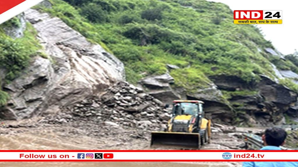 उत्तराखंड में भारी बारिश से जनजीवन प्रभावित, चारधाम यात्रा रुकी