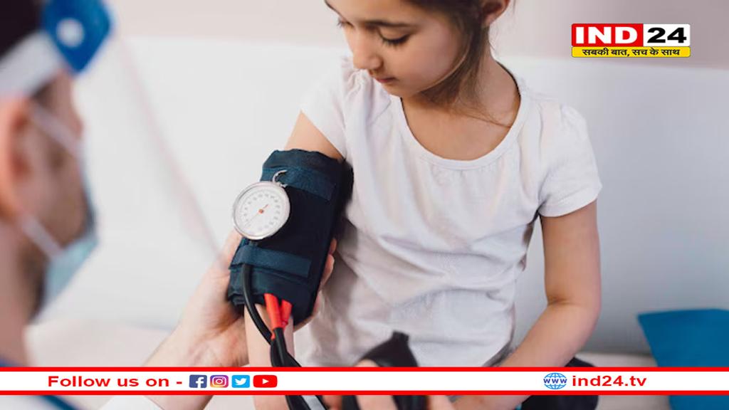 कम उम्र में ही क्यों हो रही है हाई बीपी की बीमारी, क्या हैं शुरुआती लक्षण