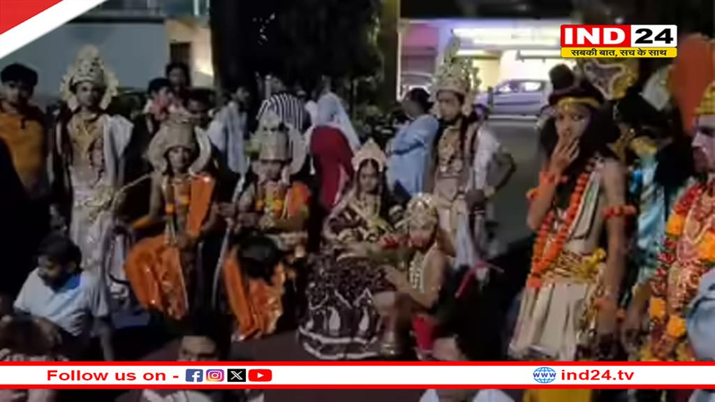 रामलीला रोकने और मुकदमों के विरोध में राम-हनुमान संग टोली पहुंची कोतवाली, समिति ने सरकार से हस्तक्षेप की मांग