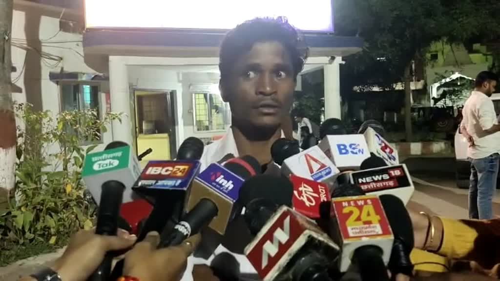 CG NEWS : कोयलीबेड़ा इलाके में शनिवार को पुलिस नक्सली मुठभेड़ में आया नया मोड़.....