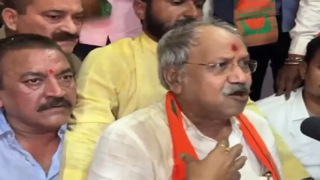 CG NEWS :सचिन पायलट  के छत्तीसगढ़ दौरे पर बृजमोहन अग्रवाल ने कसा तंज कहा -सचिन पायलट खुद की उड़ान नहीं भर पाए....