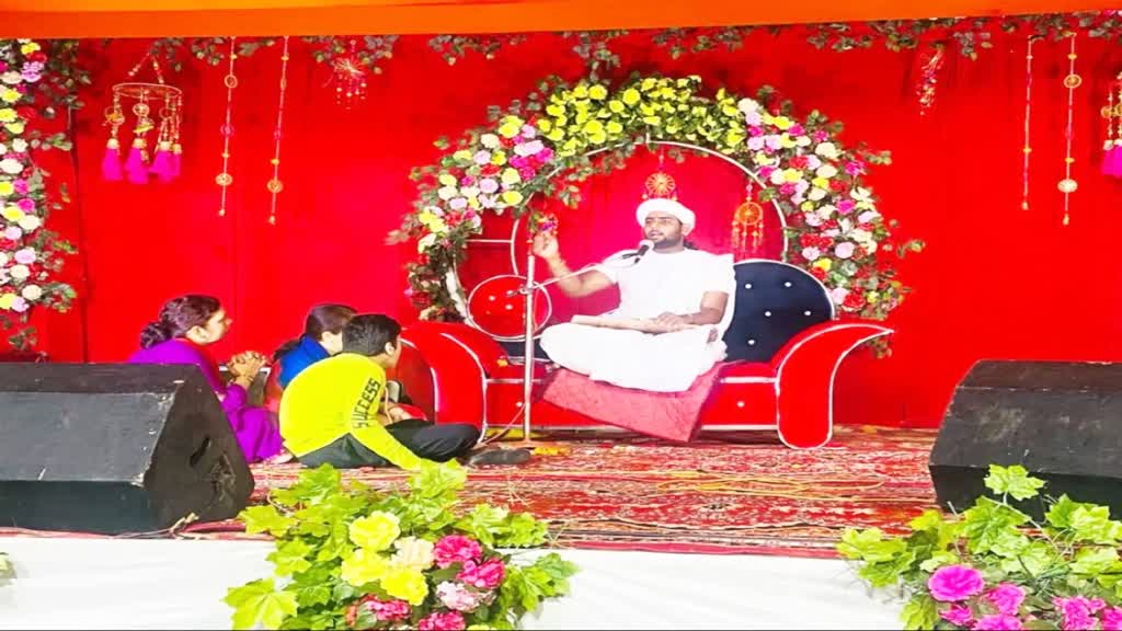 CG NEWS  : गोकुलधाम गौशाला में ब्रज बिहारी सरकार का दरबार सजा, श्रध्दालुओं को गौ की महत्ता के बारे मे बताया।