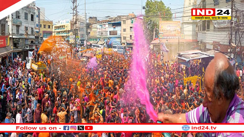 भोपाल में रंगपंचमी पर टैंकरों से रंगों की बरसात, खूब उड़ा रंग- गुलाल