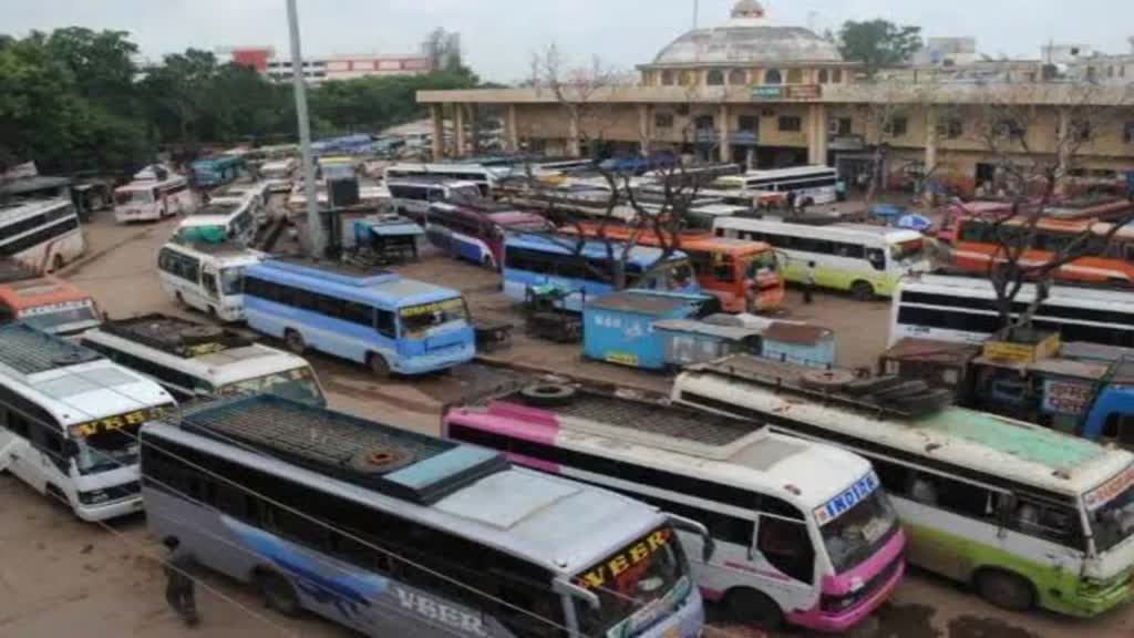 CG NEWS : बस यात्रियों को होगी परेशानी!  वाहन चालकों के लिए आया नया कानून, छत्तीसगढ़ में ड्राइवर संघ ने किया विरोध...