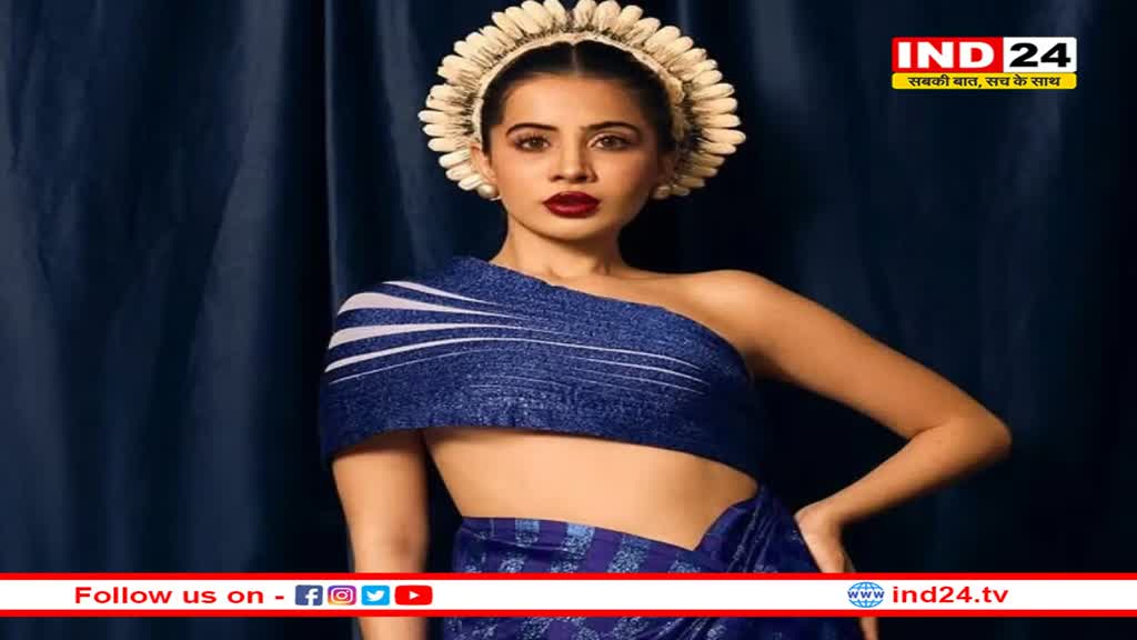 उर्फी जावेद को साड़ी के पल्लू से खुद को ढंकते देख लोगों ने की तारीफ