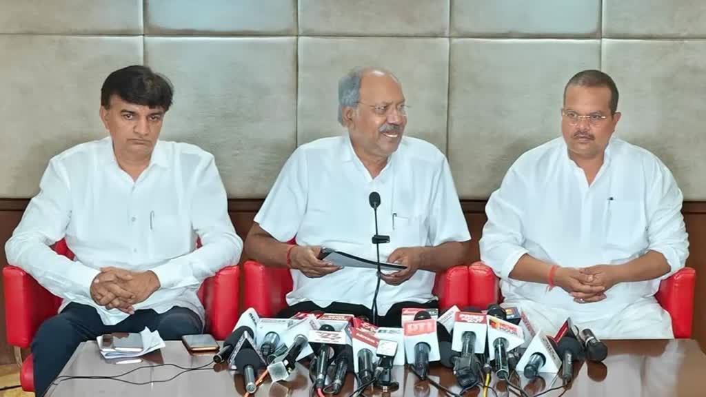 CG NEWS : बृजमोहन अग्रवाल ने प्रेस वार्ता की है बीजेपी परिवर्तन यात्रा की शुरुआत 12 सितंबर से शुरू होगी