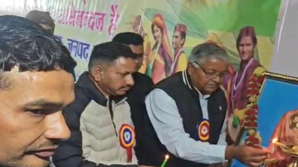 चम्पावत जिले में एक दिवसीय युवा महोत्सव का आयोजन, चयनित टीमों ने किया प्रतिभाग