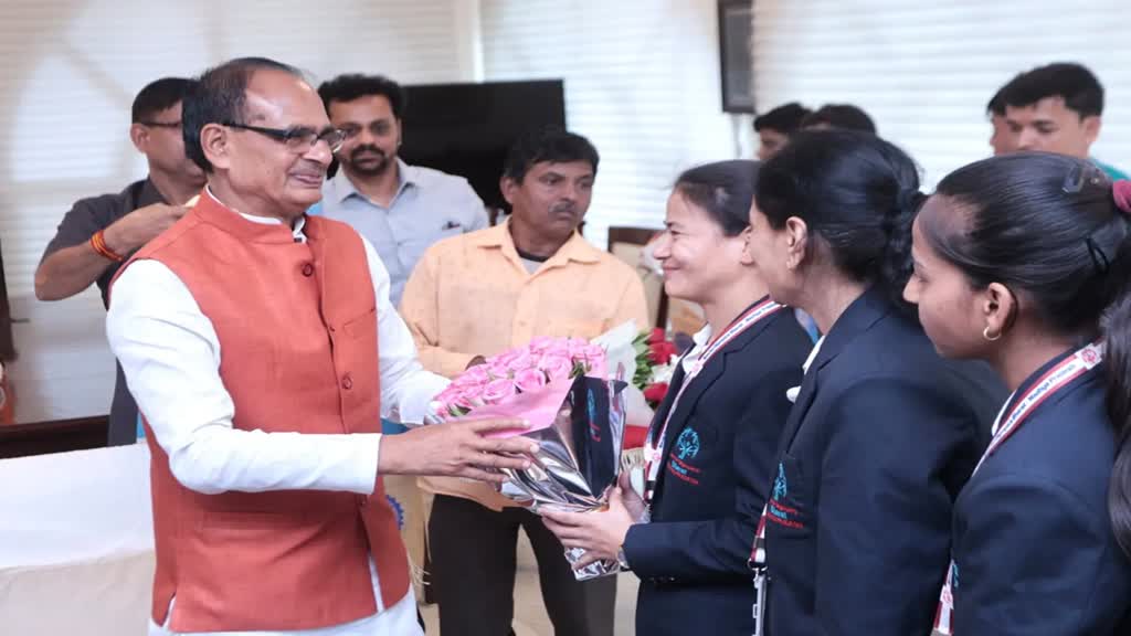 सीएम शिवराज ने कहा- दिव्यांग खिलाड़ियों को देंगे ज्यादा से ज्यादा सुविधाएं