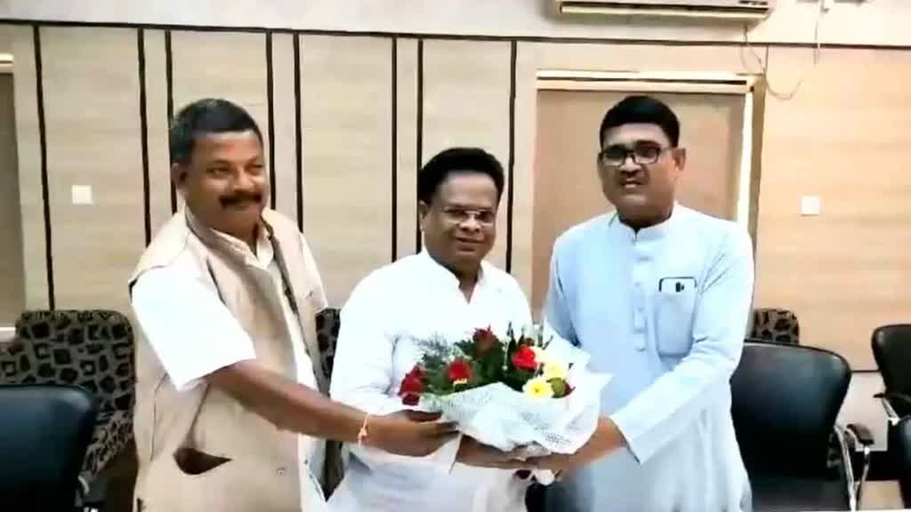 CG NEWS : आज छत्तीसगढ़ दौरे पर कांग्रेस नेता श्रीवल्ला प्रसाद , कुरूद और सिहावा में करेंगे जनसंपर्क...