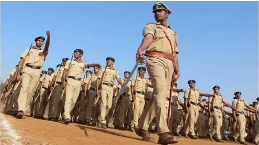 CG NEWS : आरक्षक भर्ती ऑनलाइन आवेदन भरने की तिथि बढ़ी, ऑनलाइन आवेदन भरने की तिथि 15 फरवरी से 6 मार्च की गई.....