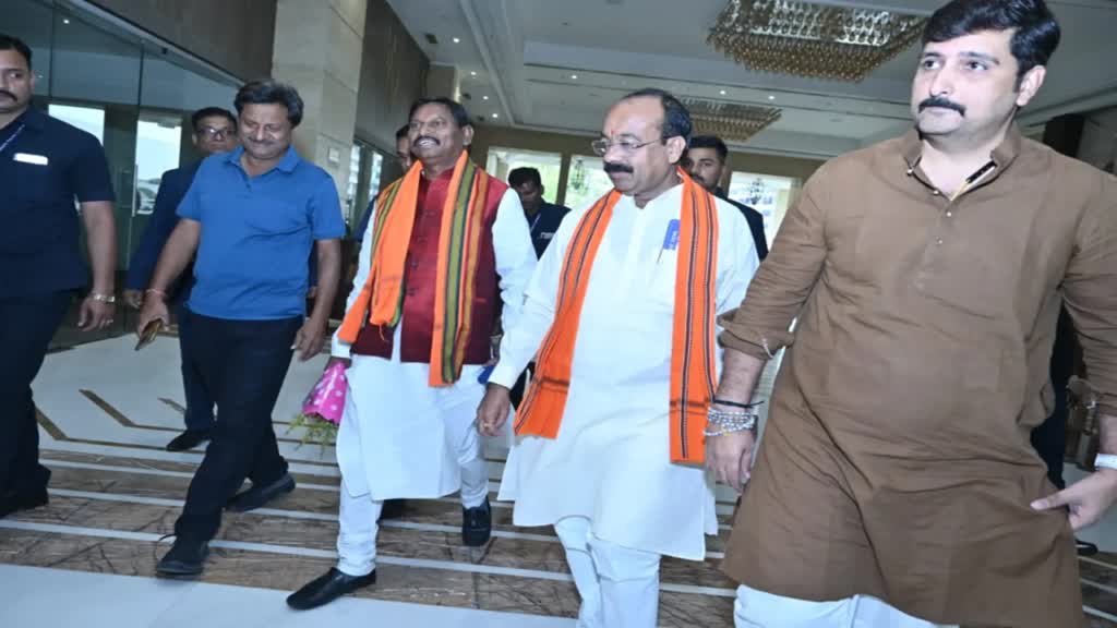 CG News : अर्जुन मुंडा पहुंचे रायपुर, गिनाई केंद्र सरकार की उपलब्धियां.....