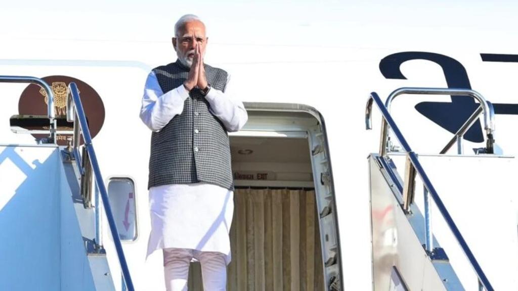 सात साल बाद चीन पहुंचे पीएम मोदी, चीनी राष्ट्रपति शी जिनपिंग से करेंगे मुलाकात