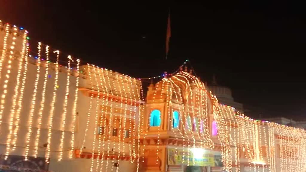 श्री राम विवाह महोत्सव, दुल्हन की तरह सजी ओरछा नगरी