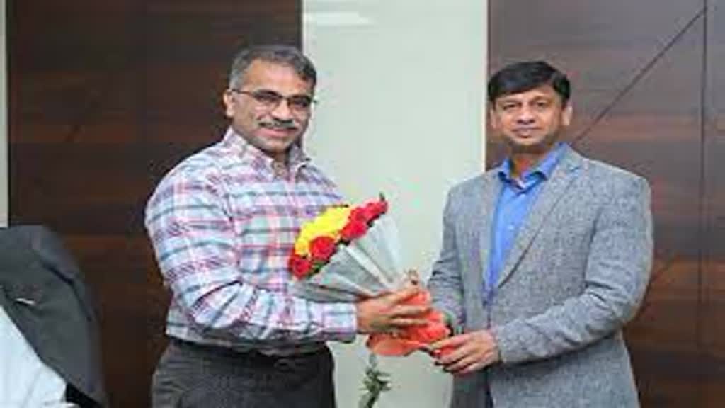 CG NEWS : छत्तीसगढ़ में मयंक श्रीवास्तव ने जनसंपर्क आयुक्त का पदभार ग्रहण किया.....