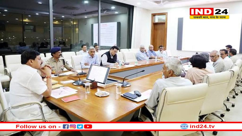 सिंहस्थ में तैनात रहे अधिकारियों के अनुभव से बनेगी बेहतर व्यवस्था, सीएम ने की बैठक