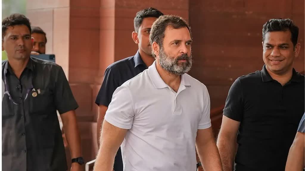 CG NEWS : सुप्रीम कोर्ट ने लगाई रोक, राहुल गांधी  के सजा पर , मोदी सरनेम वाले बयान पर 