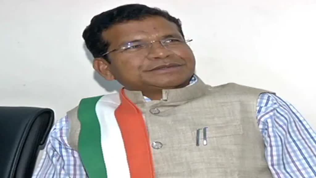 Mohan Markam: प्रदेश कांग्रेस अध्यक्ष मोहन मरकाम ने आरक्षण विधेयक पर दिया बयान