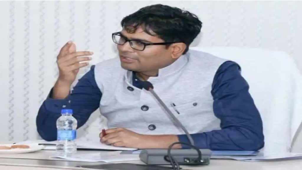 CG NEWS : राज्य सरकार ने रजिस्ट्री ऑफिस को दलालों से करेंगे मुक्त ! अब घर बैठे होगी रजिस्ट्री, मंत्री ओपी चौधरी ने दिए निर्देश 