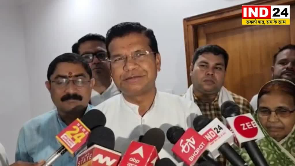 CG NEWS : जगदलपुर पंहुचे नवनियुक्त कैबिनेट मंत्री मोहन मरकाम,  प्रदेश अध्यक्ष के मुद्दे पर भाजपा पर साधा निशाना 