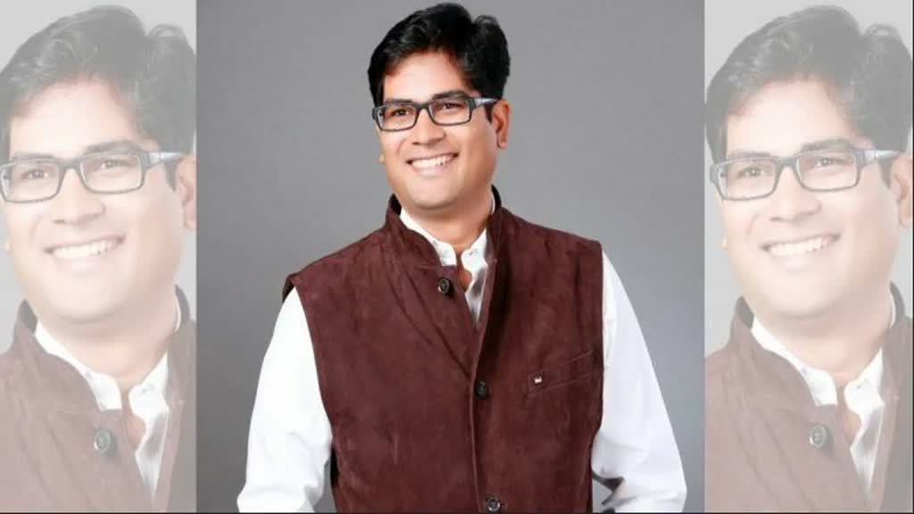 पूर्व कलेक्टर ओपी चौधरी, पूर्व पीएम मनमोहन सिंह के हाथों सिविल सर्विसेज डे के दिन सम्मानित हुए थे