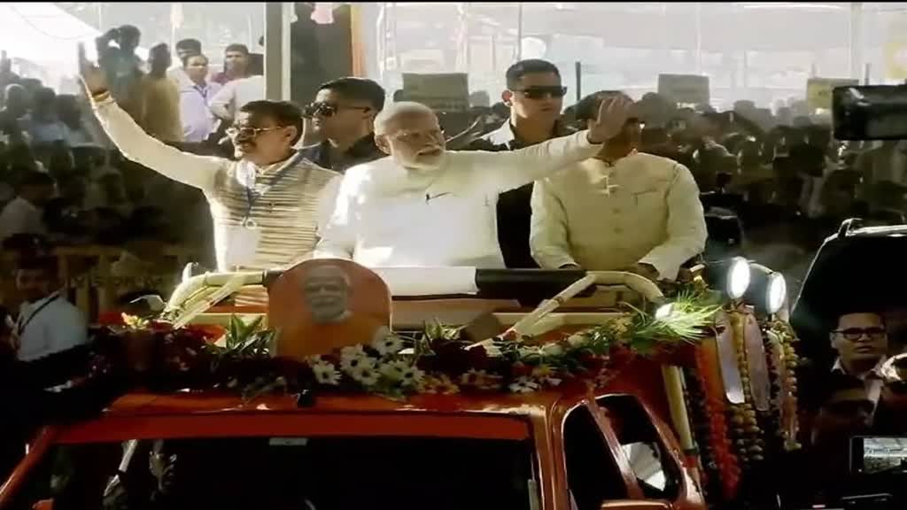 ग्वालियर में प्रधानमंत्री मोदी, सीएम शिवराज बोले- मोदी के नेतृत्व में देश की सीमाएं सुरक्षित