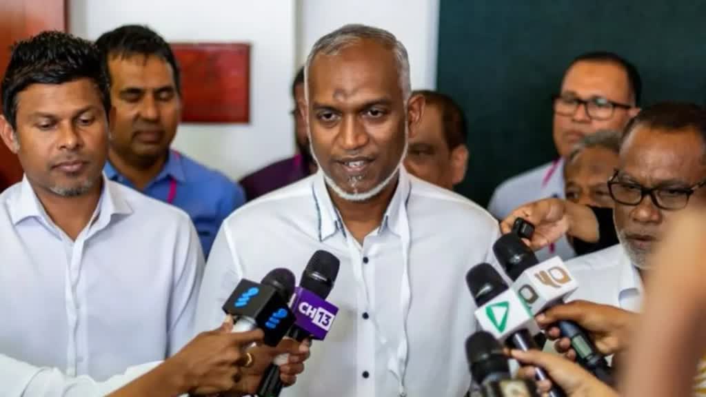 India-Maldives Row:  चीन से लौटते ही मुझज्जू के बदले तेवर, कहा- '15 मार्च तक मालदीव से अपने सैनिकों को हटाए भारत'