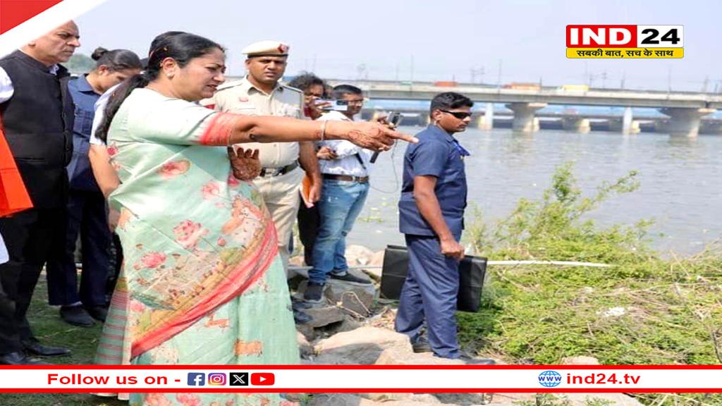 सीएम रेखा गुप्ता ने कालिंदी कुंज घाट का दौरा, कई साल बाद यमुना घाट पर छठ पूजा संभव