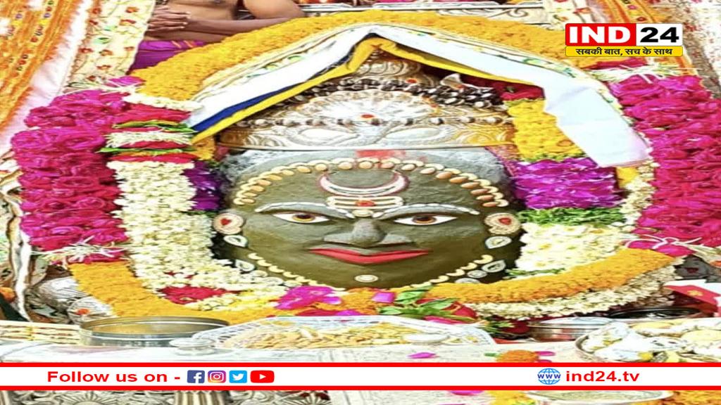 विदेशी करेंसी के नोटों से सजे बाबा महाकाल, भस्म आरती में दिए दिव्य दर्शन