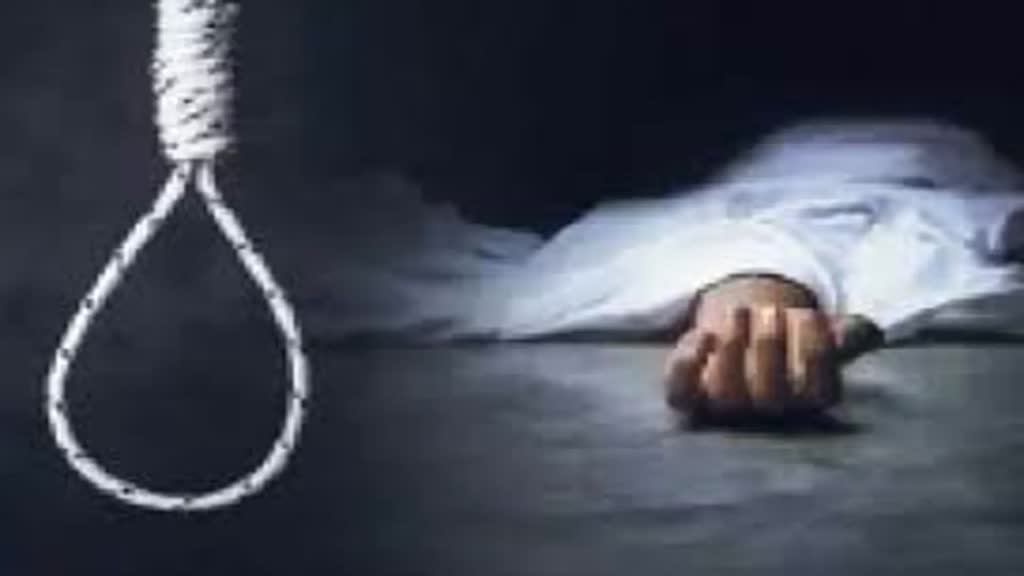 CG NEWS : बीएड की छात्रा ने फांसी लगाकर की आत्महत्या, जांच में जुटी पुलिस....