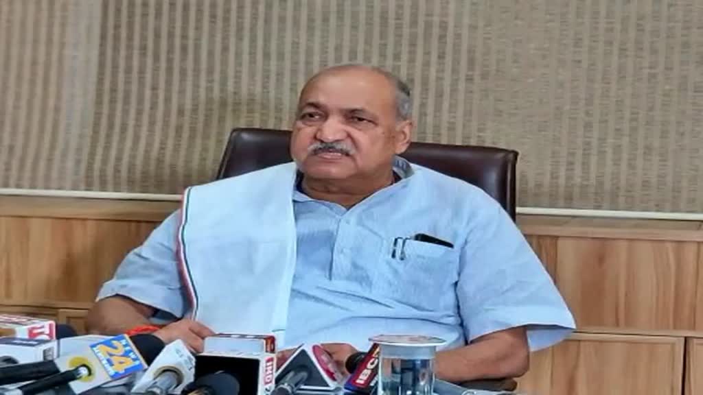 CG  NEWS : शिक्षा मंत्री चौबे ने दिए FIR के आदेश, पालक संघ ने EOW से जांच कराने की उठाई मांग