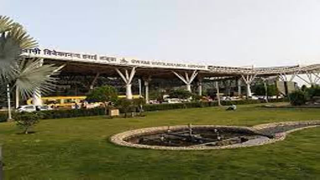 CG NEWS :  रायपुर Airport पर पकड़ा गया 1 करोड़ से ज्यादा का सोना,  आरोपी  गिरफ्तार....