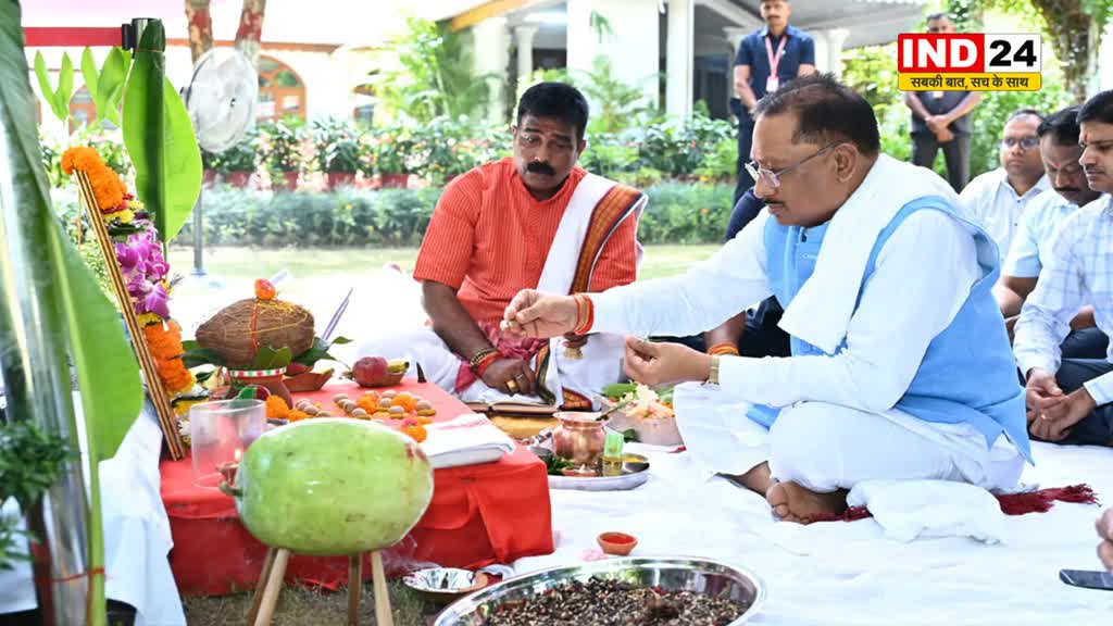 सीएम विष्णुदेव साय ने की शस्त्र पूजन, देशवासियों को विजयदशमी की दी शुभकामनाएं