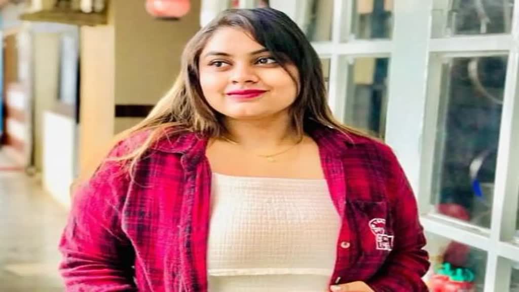 CG NEWS : Mumbai के Flat से Air Hostess का शव बरामद,  शव मिलने से सनसनी, हत्या की जताई आशंका 