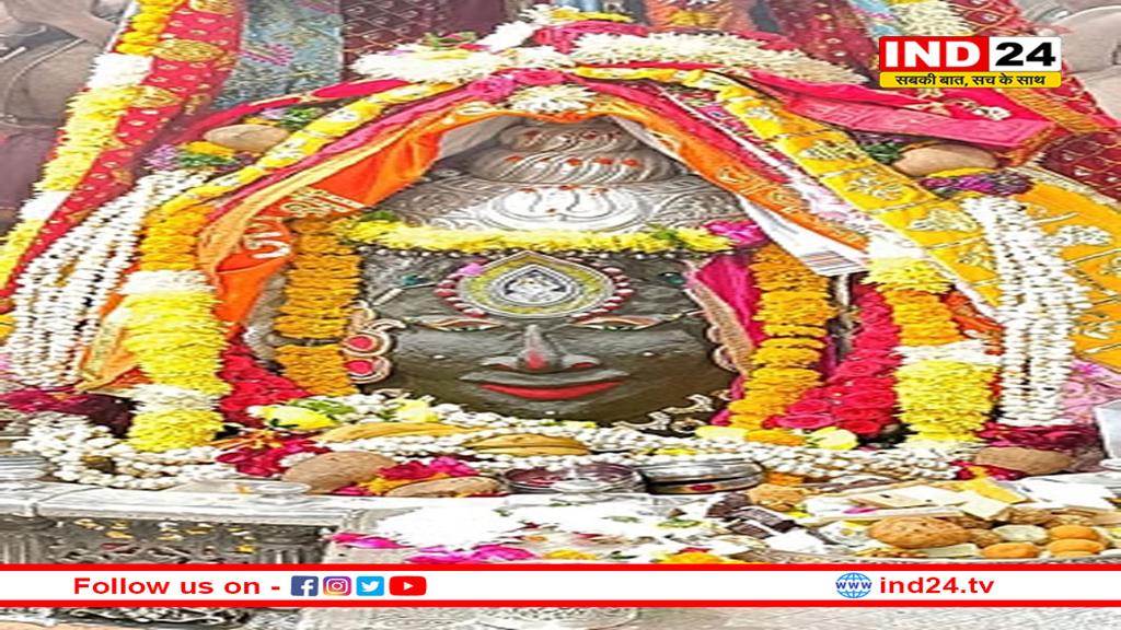 भस्मारती में बाबा महाकाल ने श्रीकृष्ण स्वरूप में दिए दर्शन