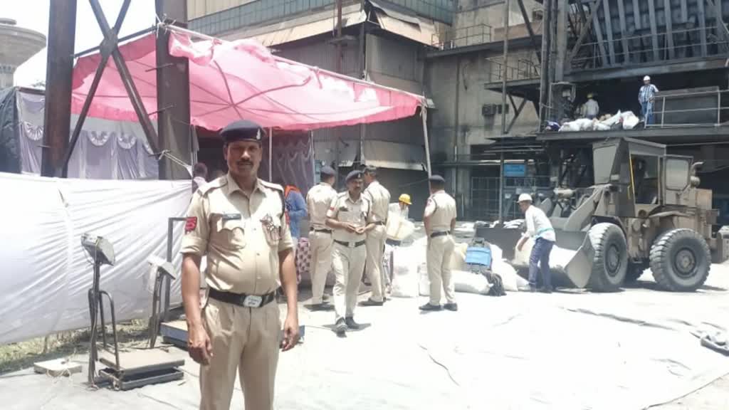 CG news : गरियाबंद पुलिस की बड़ी कार्रवार्ई: 340.970 किलो गांजा नष्ट किया....