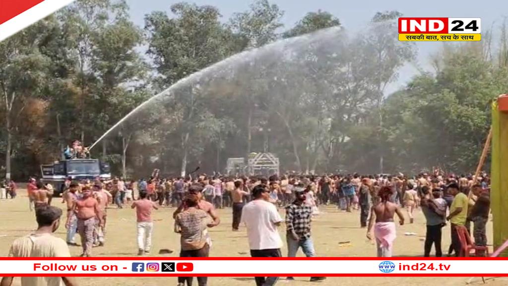 पुलिस की होली, सिपाही से लेकर अधिकारी थिरके, भोपाल में पुलिस लाइन में और ग्वालियर में DRP लाइन में जमकर उड़े रंग-गुलाल