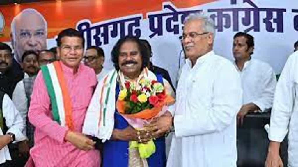 Chhattisgarh Politics: सीएम भूपेश बघेल का बयान, राष्ट्रीय राजनीति में भी साय को मिलेगा मौका