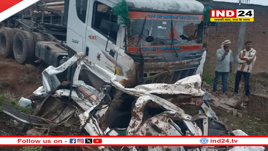 भीषण सड़क हादसा, ट्राले और कार की टक्कर,9 लोगों की मौत